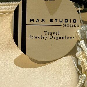 Max Studio 2014 Travel Jewerly Organizer